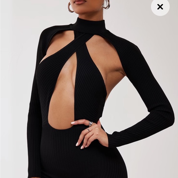 PRETTY LITTLE THING BRAND NEW BLACK JUMPSUIT - Picture 3 of 6